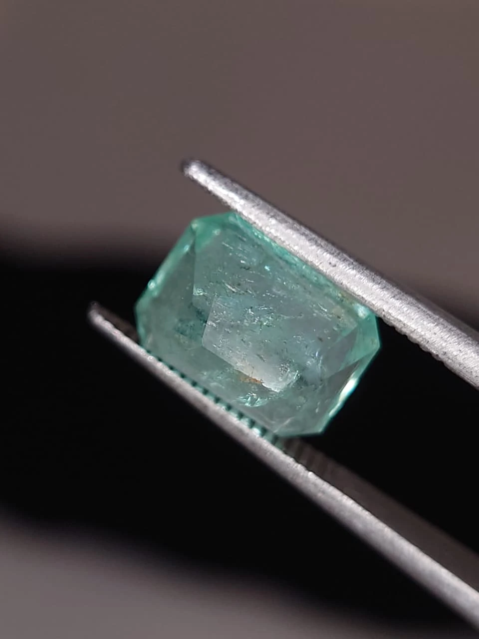 2.9ct Natural Panjsher Emerald from Afghanistan — view 4